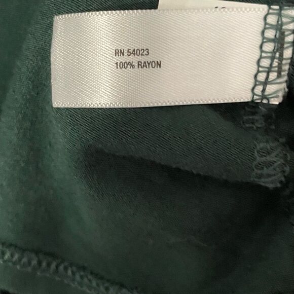 Gap Forest Green Sleeveless Pleated Draped Tapered Hem Tank Top, Medium - Picture 12 of 13